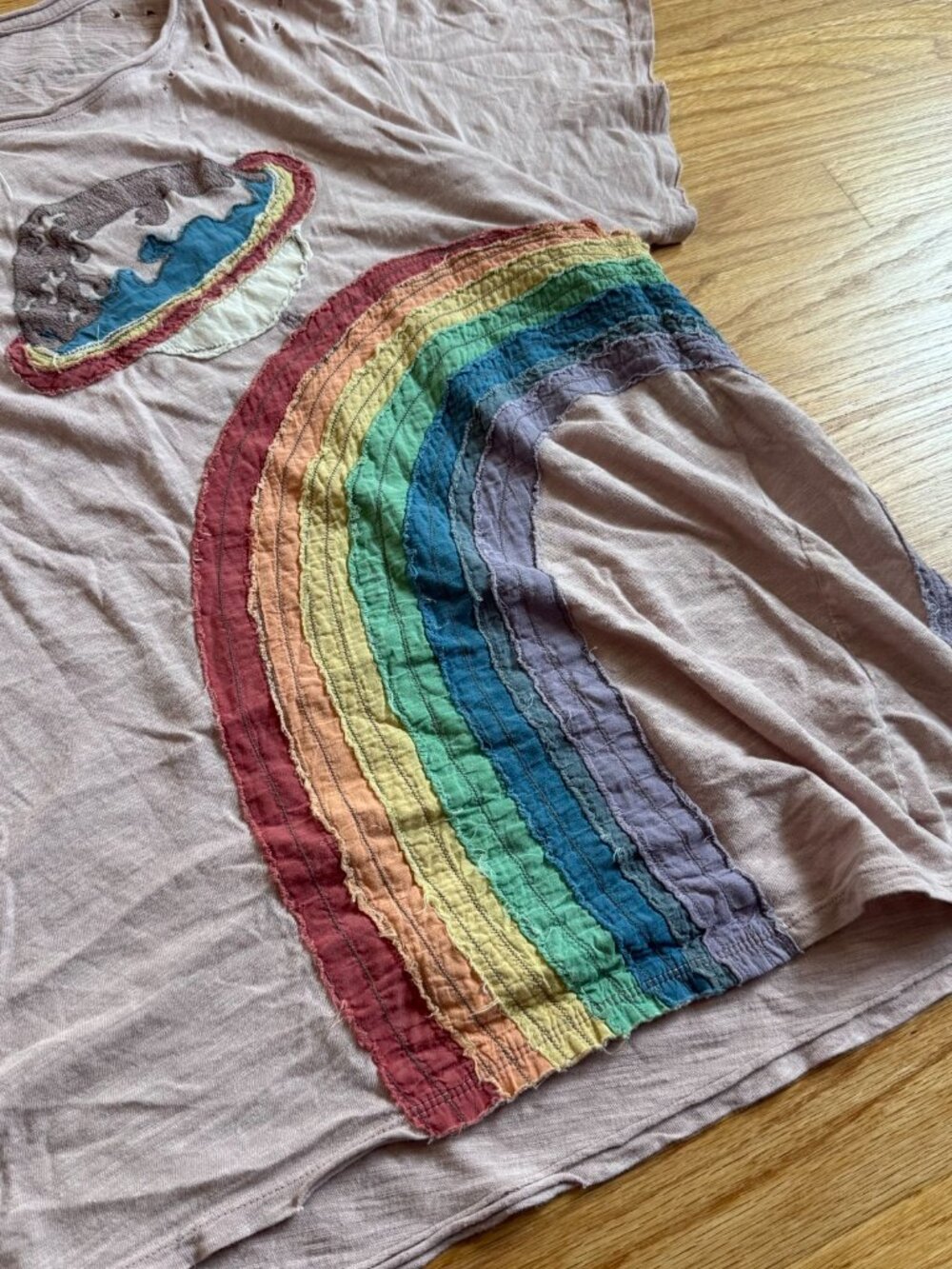 Magnolia Pearl Saturn Disco Applique T-Shirt Large - Picture 4 of 6